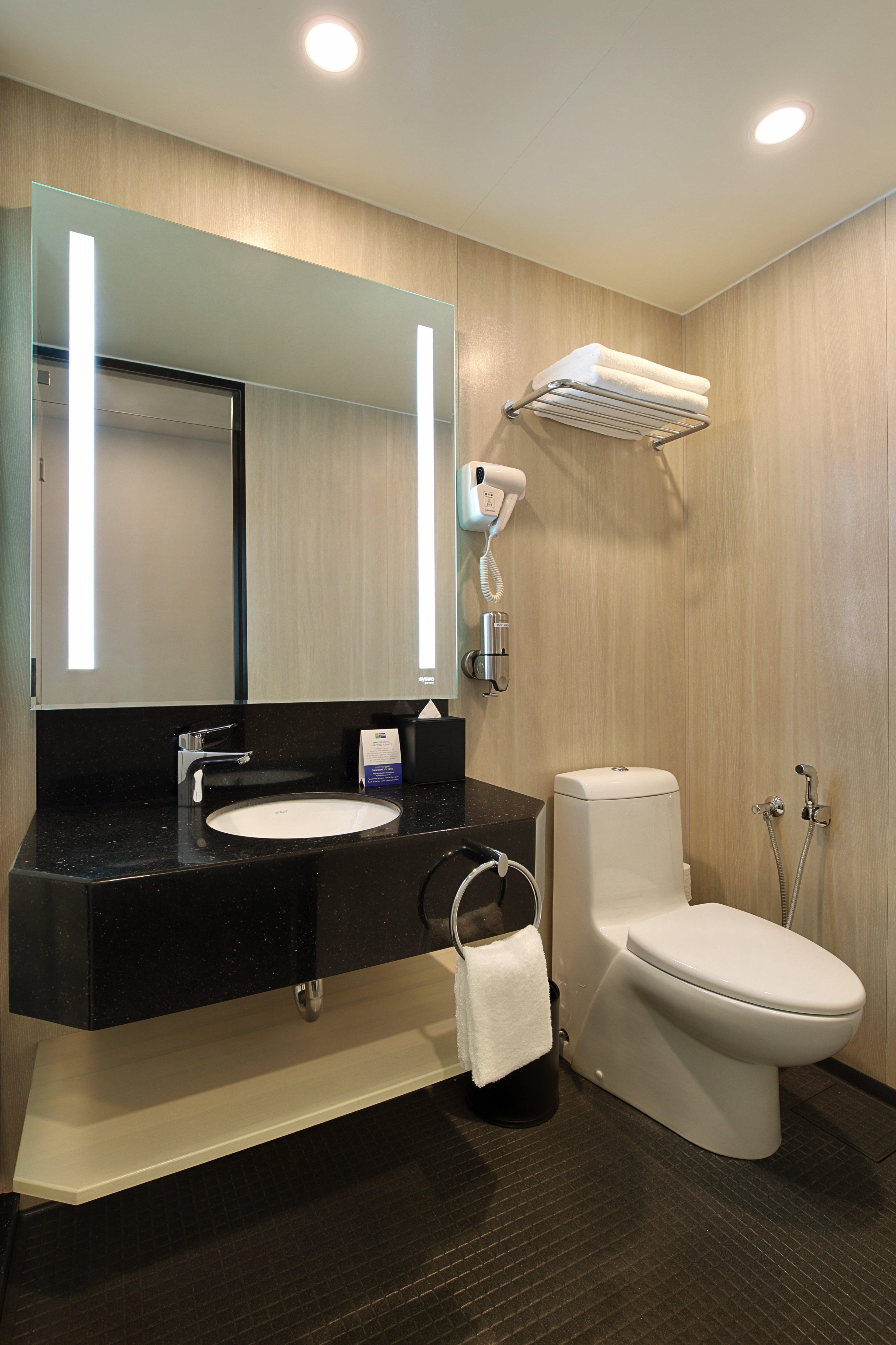 Express Centre By Ihg Hotel