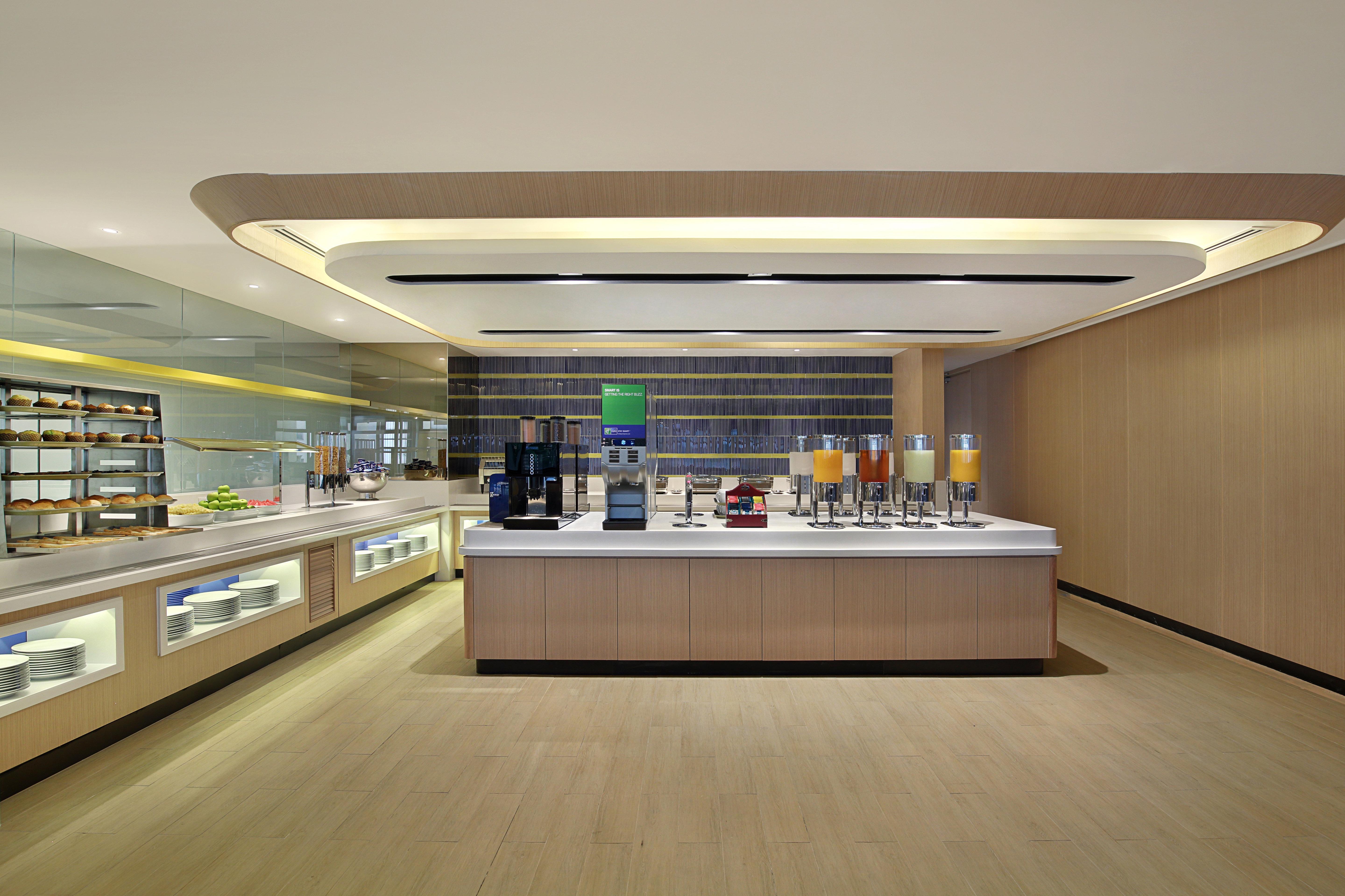 Hotel Express Centre By Ihg
