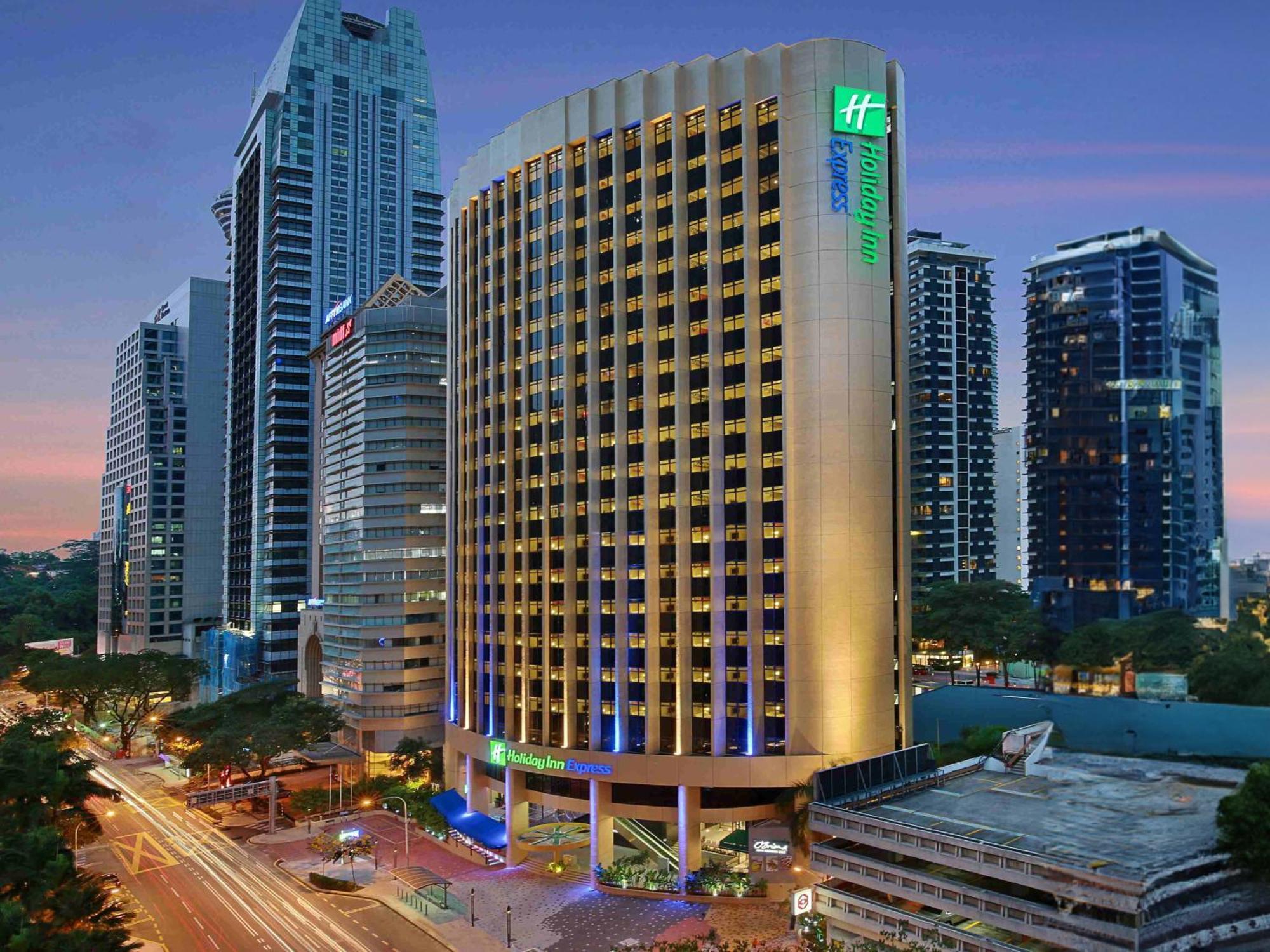 Express Centre By Ihg